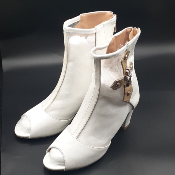 Midnight Velvet Cross and Mesh Bootie - Picture 4 of 4